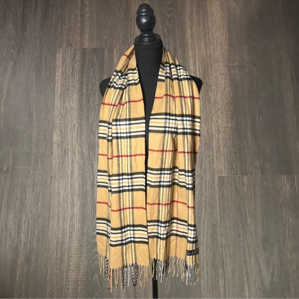 V.‎ Fraas Plaid Scarf Camel Nova Check Fringe